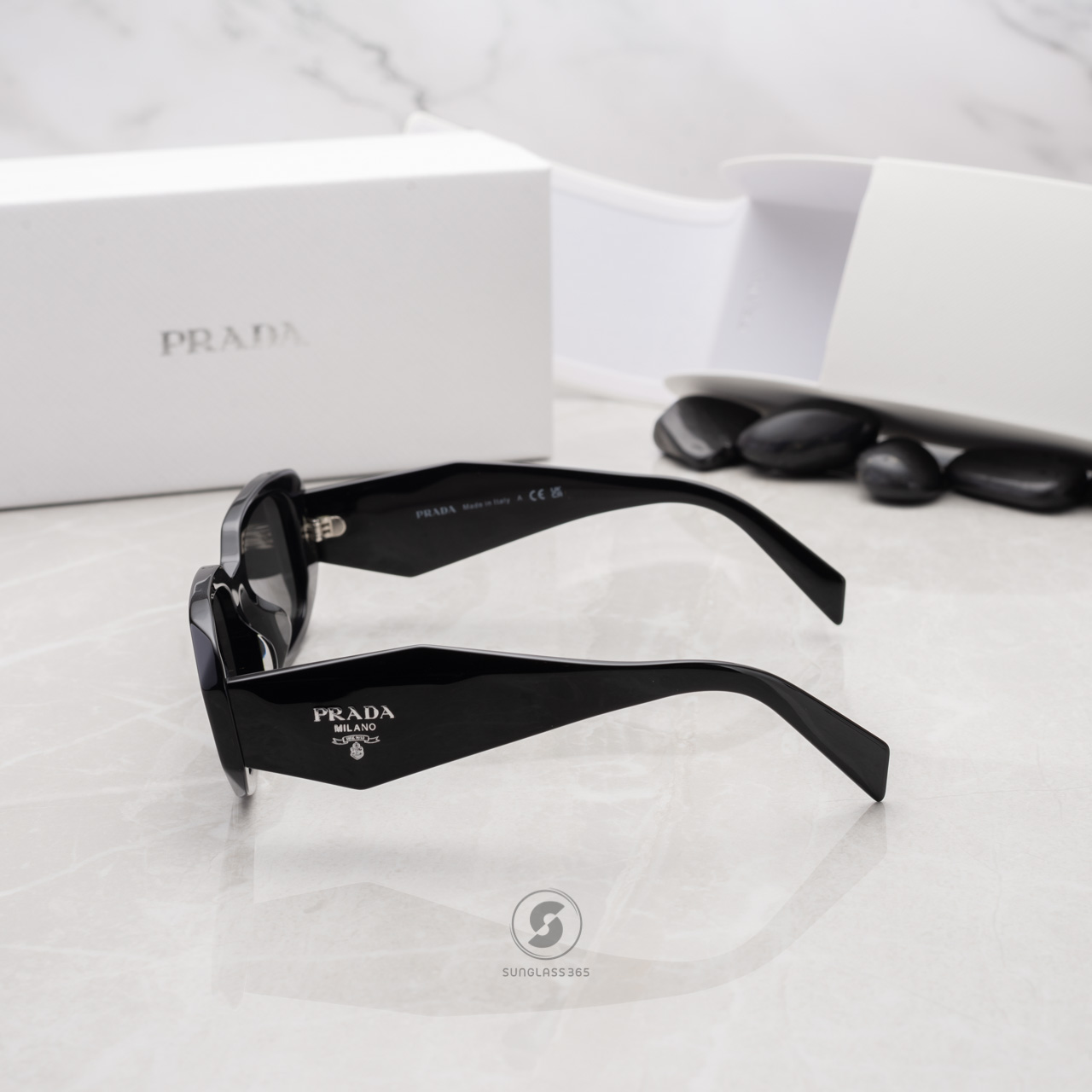 แว่นกันแดด PRADA Symbole PR17WSF 1AB5S0 Black