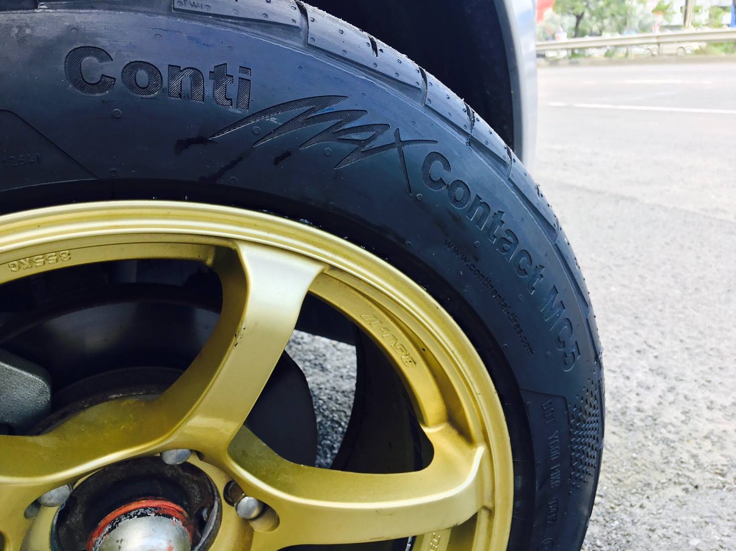 ยางใหม่ CONTINENTAL MC5 225/55-17 ยางใหม่ ปี17 ลดราคาสุดคุ้ม