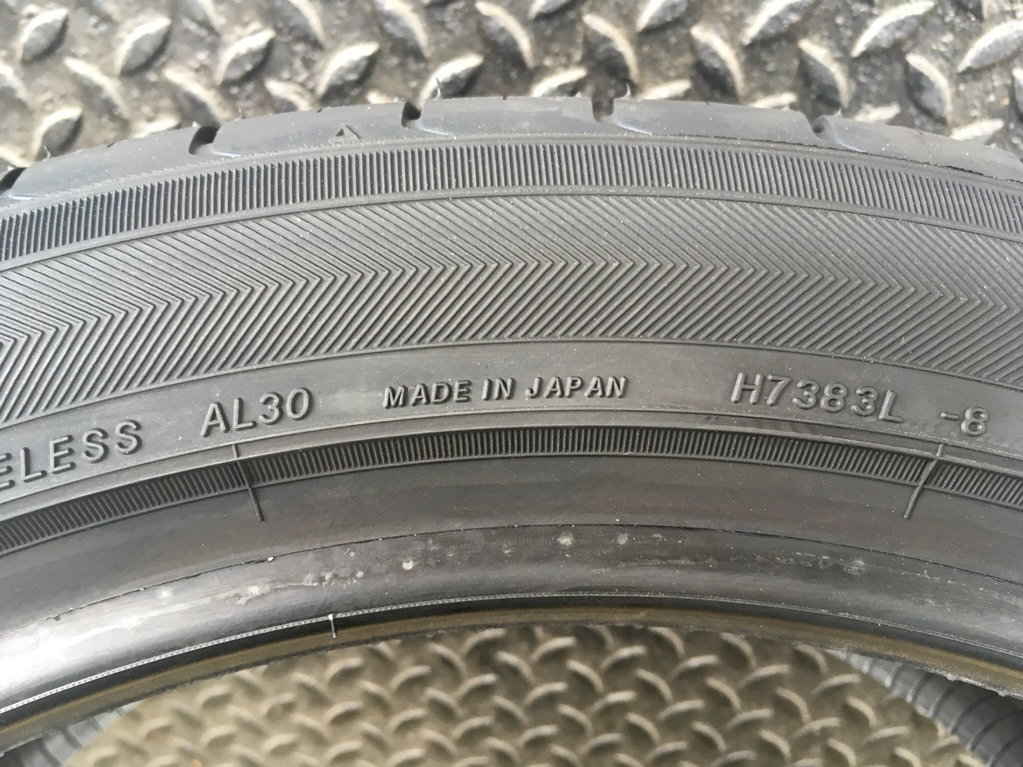 YOKOHAMA ALLIANCE 215-45-17 เส้น 2900 ปกติ 4500 ปี18