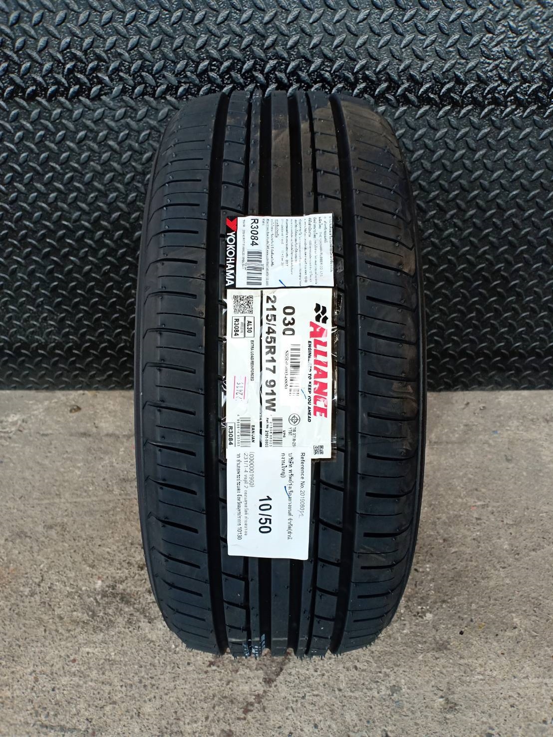ยางเข้าใหม่ ลดราคา YOKOHAMA 030EX 215/45R17 91W Y19