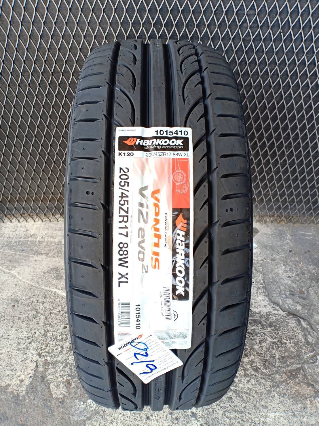 #แนะนำยางใหม่ #คุณภาพดีเยี่ยม #ราคาสุดคุ้ม #HANKOOK_VENTUS_V12 205/45R17 ปี18