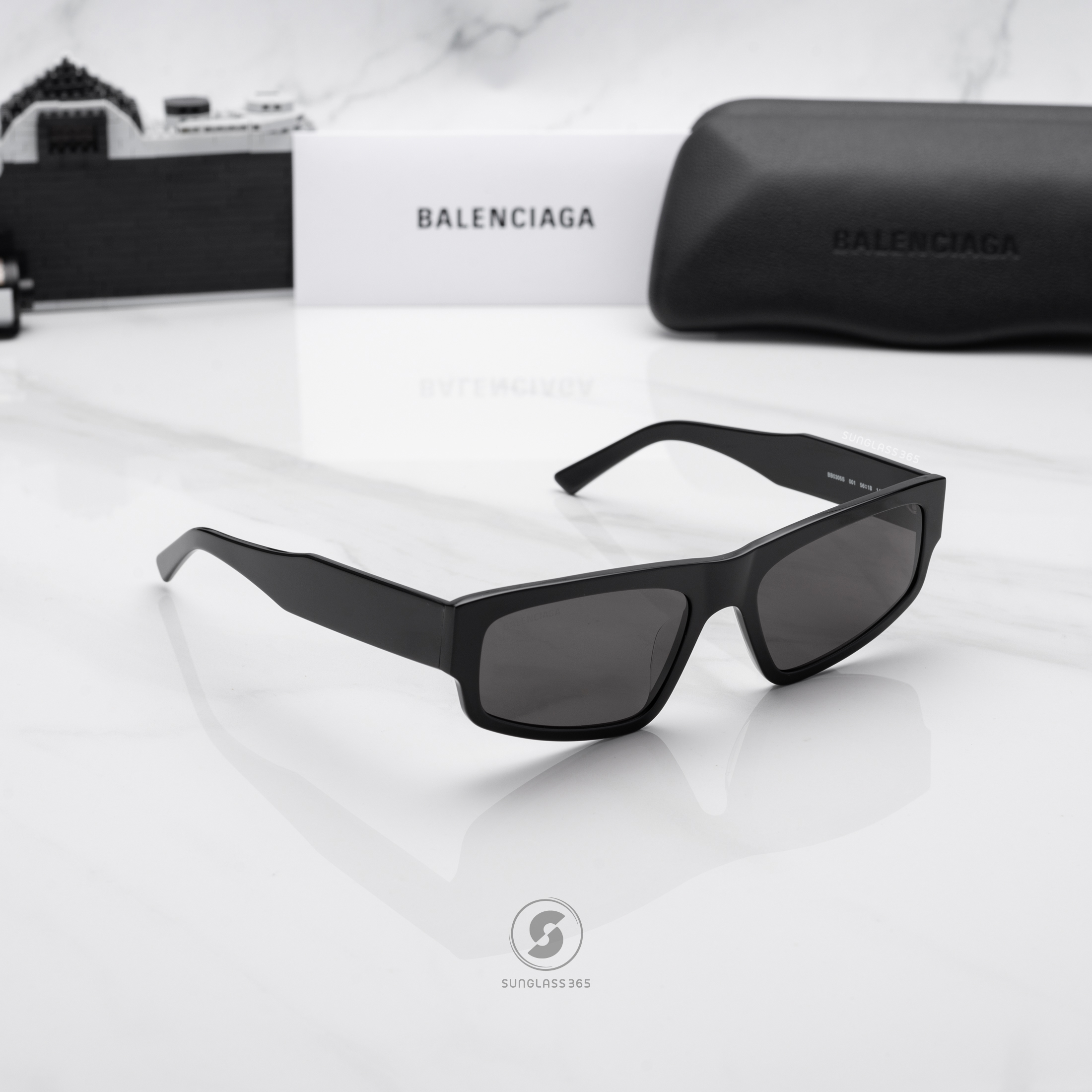 แว่นกันแดด Balenciaga BB0305S 001