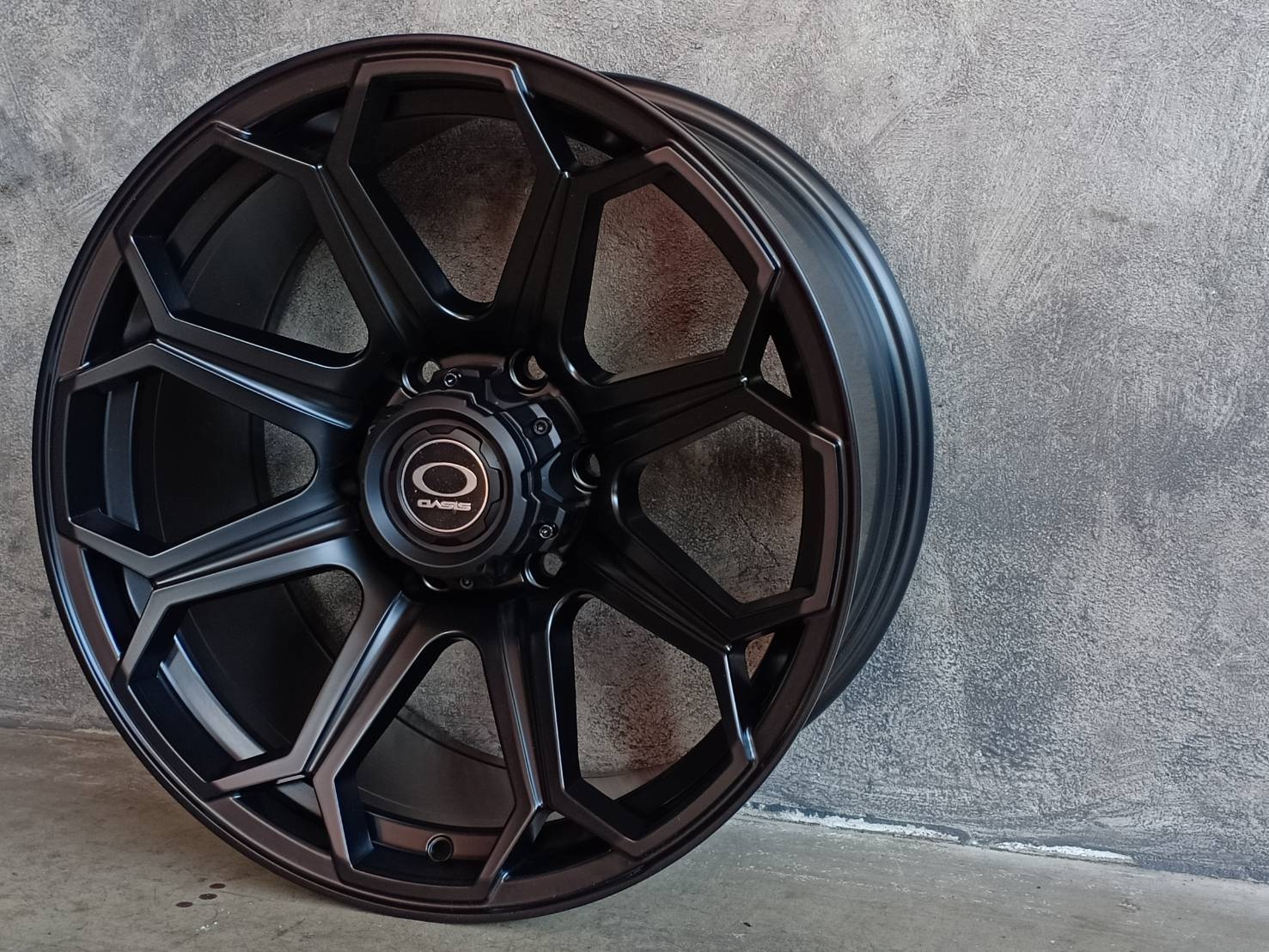 PLAY 18X9 PCD 6X139.7 ET+15 CB.106.1 สี MB