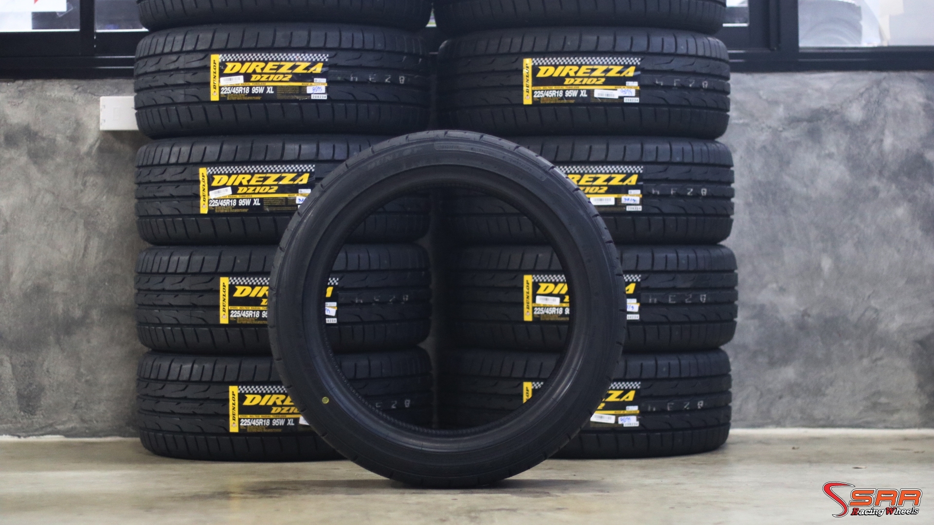 DUNLOP DZ102 225/45-18 ปี19 ราคาถูก