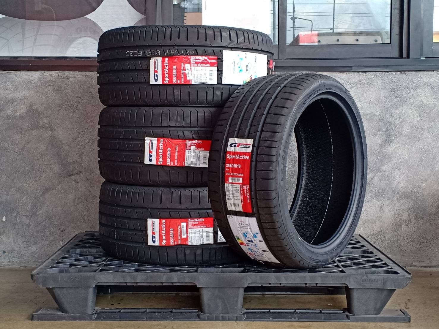 GT-RADIAL SPORT ACTIVE 255/35R19 ปี20