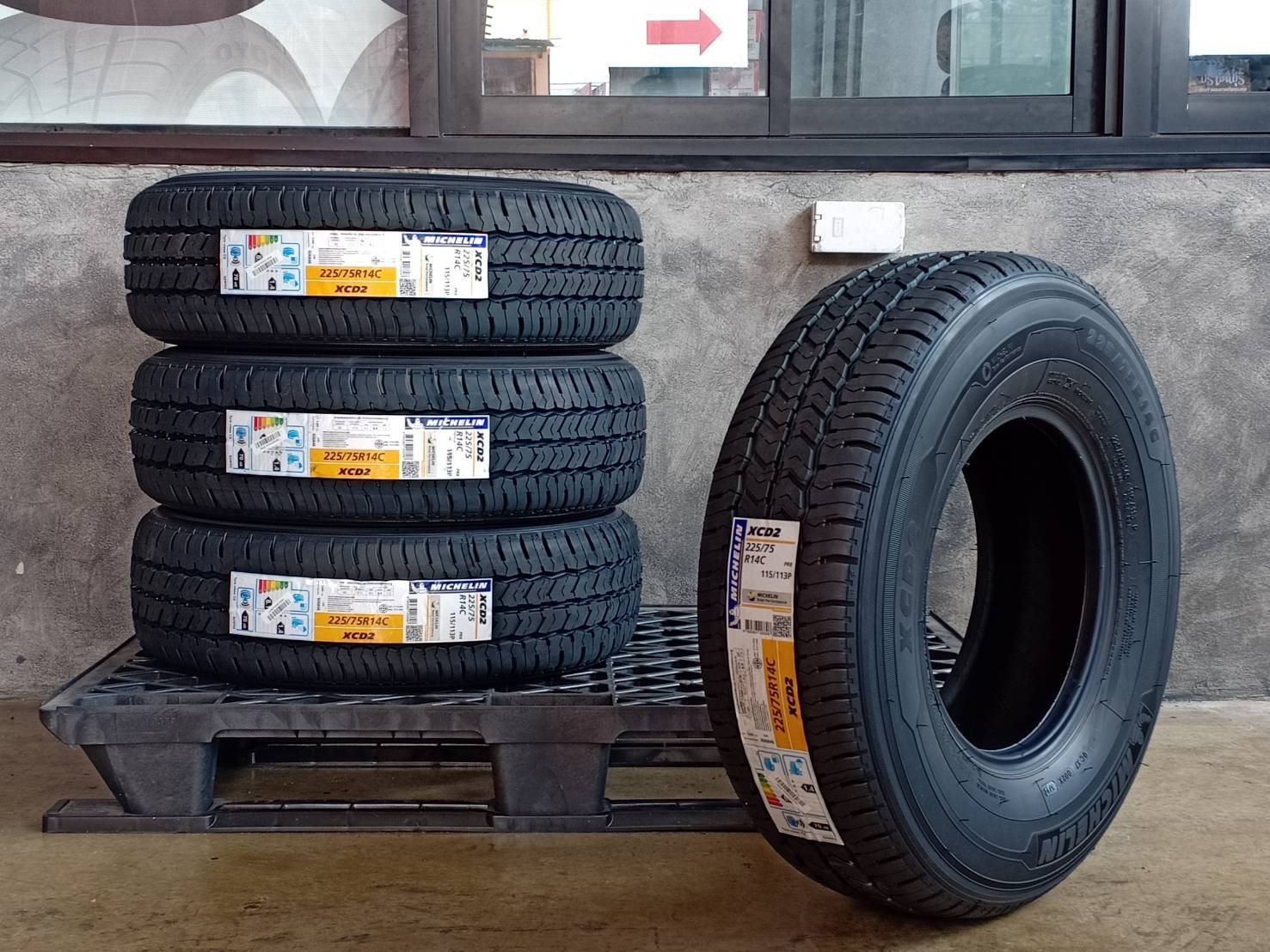 MICHELIN 225/75R14 XCD2 ราคาถูก