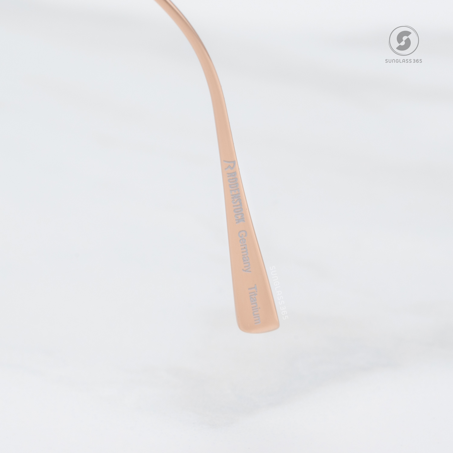 แว่นสายตา RODENSTOCK R7116 A