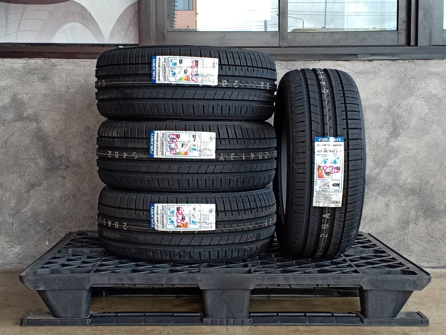 FALKEN 225/45ZR17 AZENIS FK510 94Y MADE IN JAPAN