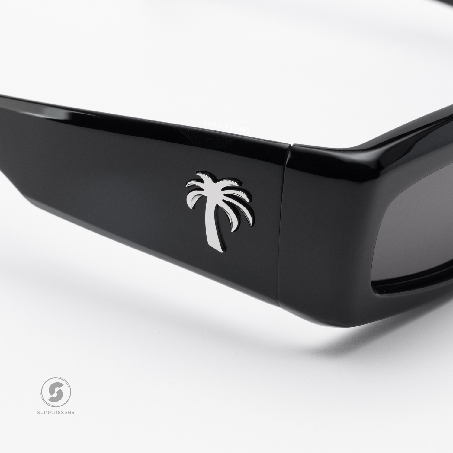 แว่นกันแดด Palm Angels PERI055 1007