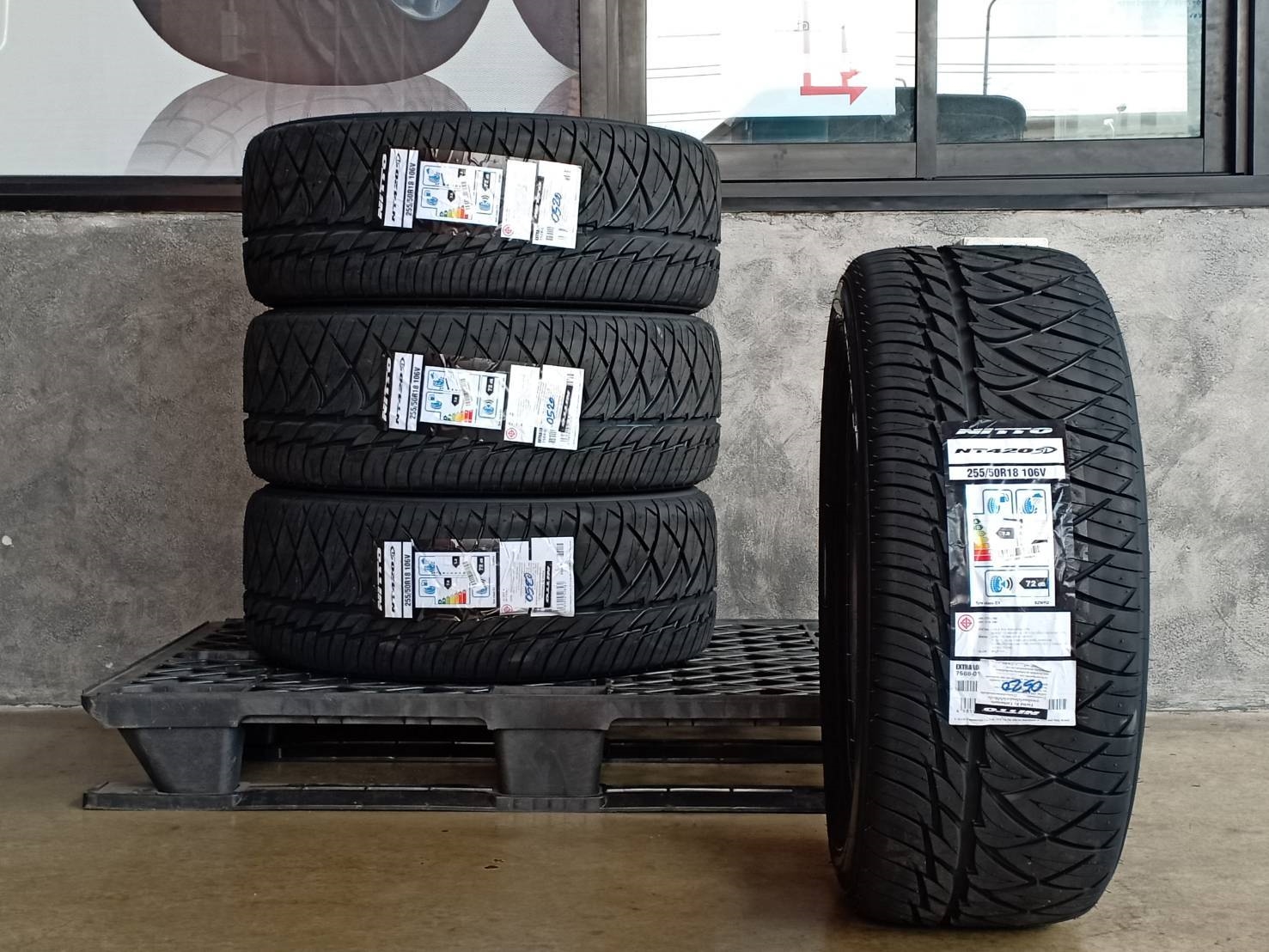NITTO NT 420SD 255/50R18 ปี20