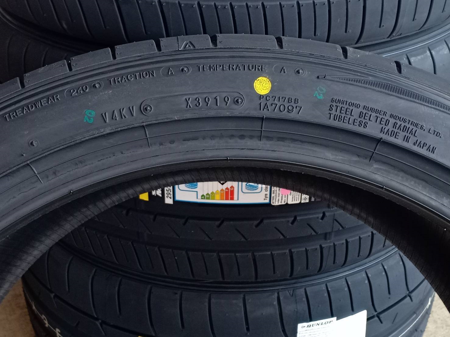 DUNLOP SP SPORTMAXX050+ 295/35R21 107Y (ปี19)