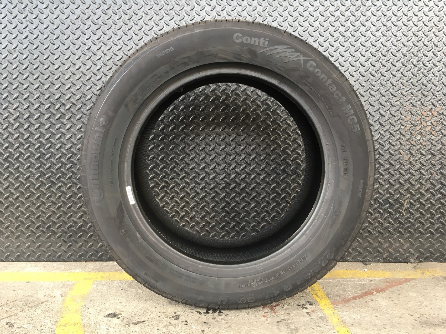 CONTINENTAL CONTACT MC5 235-55-17 ปี18 ซื้อ2แถม2 มาใหม่