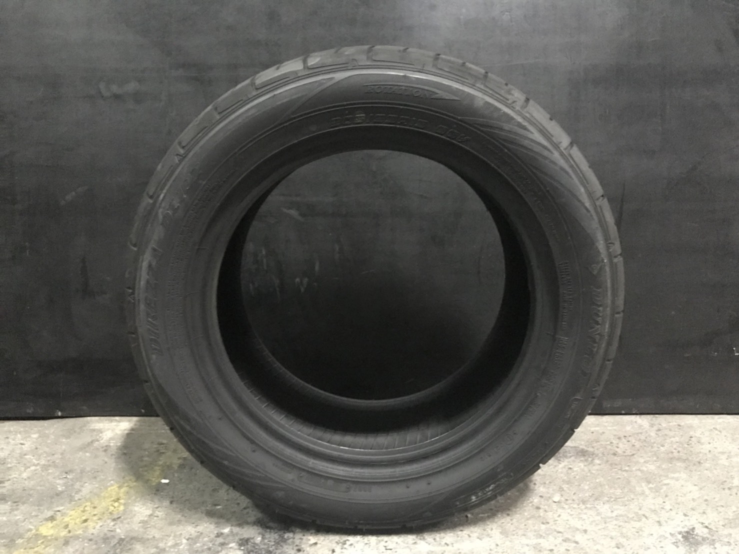 DUNLOP DZ102 205/55-15 เส้นละ 1750 ปกติ 2500 ปี17