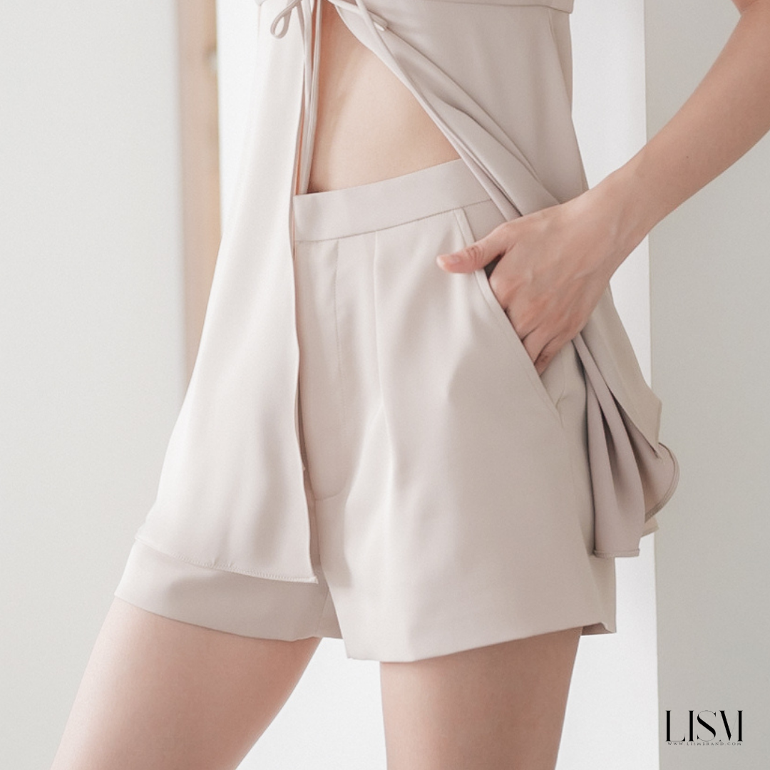 Lism P-018 No.2 กางเกงขาสั้นซาตินเอวสูง