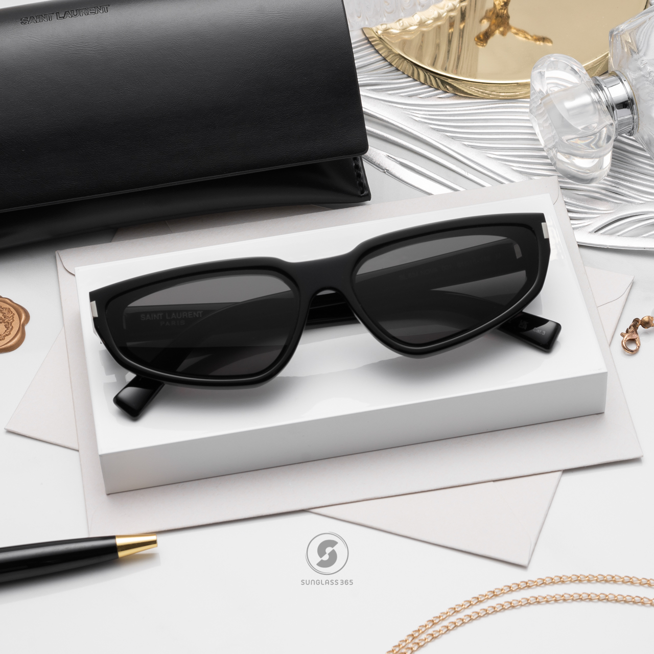 แว่นกันแดด YVES SAINT LAURENT NOVA SL634 001