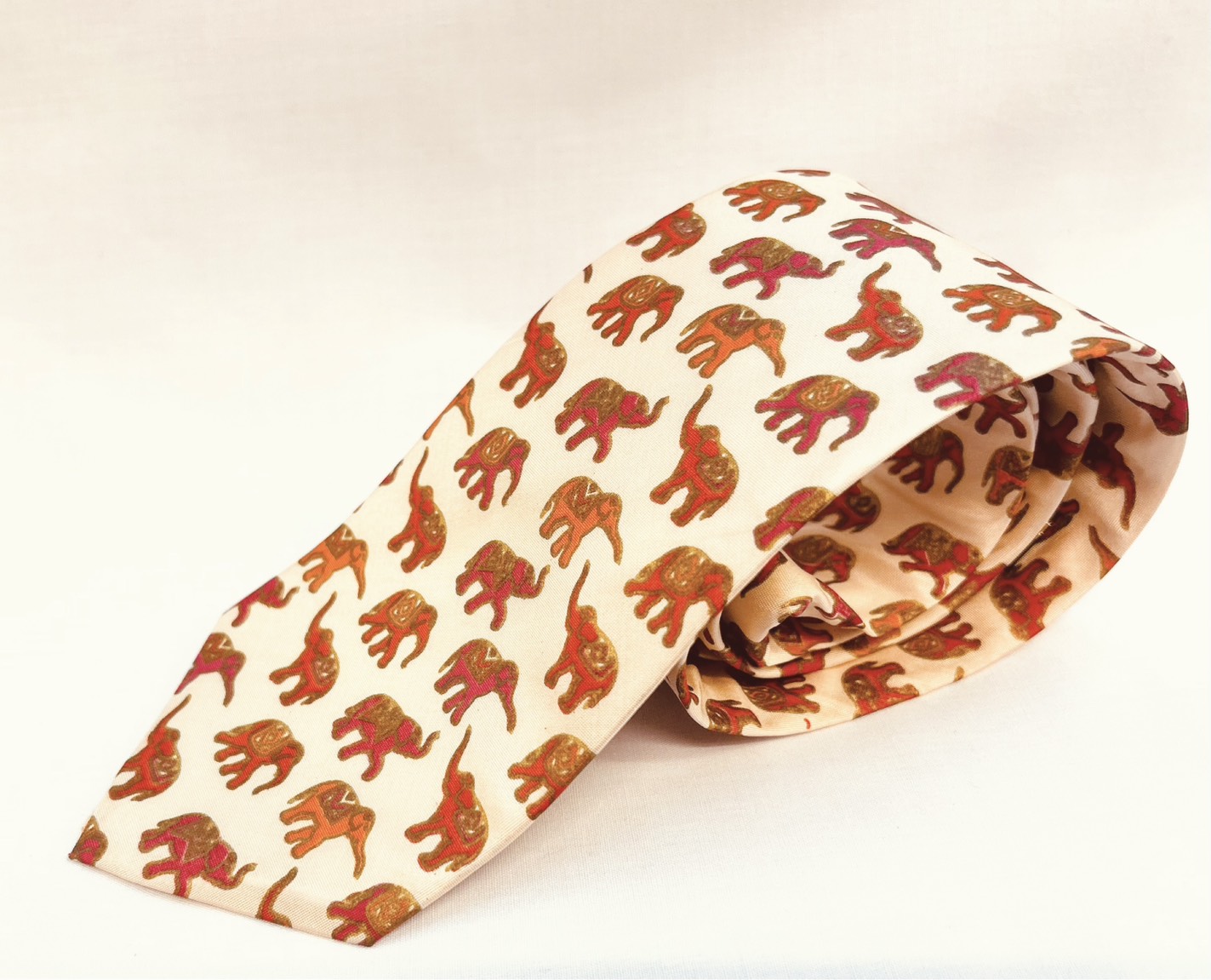 เนคไท ลายช้าง ไหมแท้ทอมือ ลายเอกลักษณ์ไทย พร้อมกล่อง