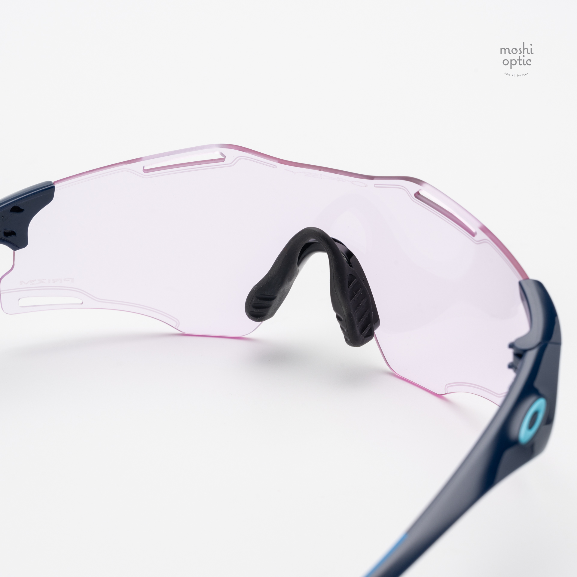 Oakley OO9512D-04 Cybr Zero Polished Navy Prizm Low Light