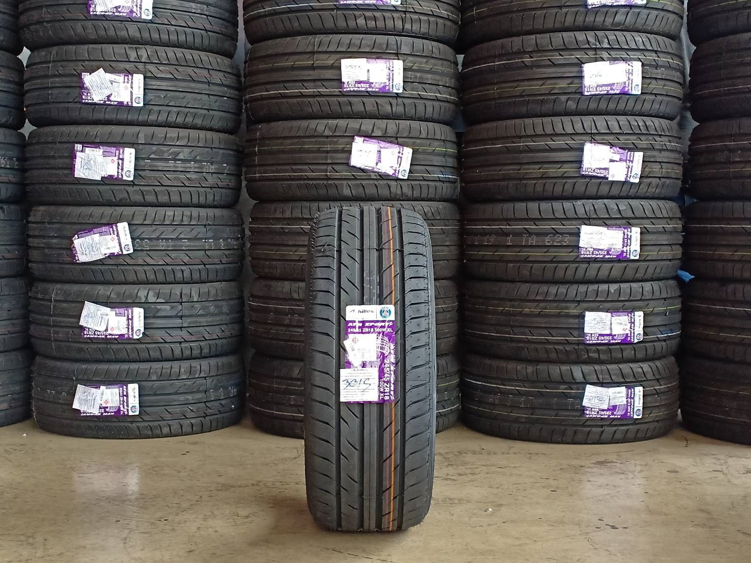 ACHILLES ATRR SPORTZ 245/45-18 ปี19 มาใหม่ราคาถูกกว่าเดิม