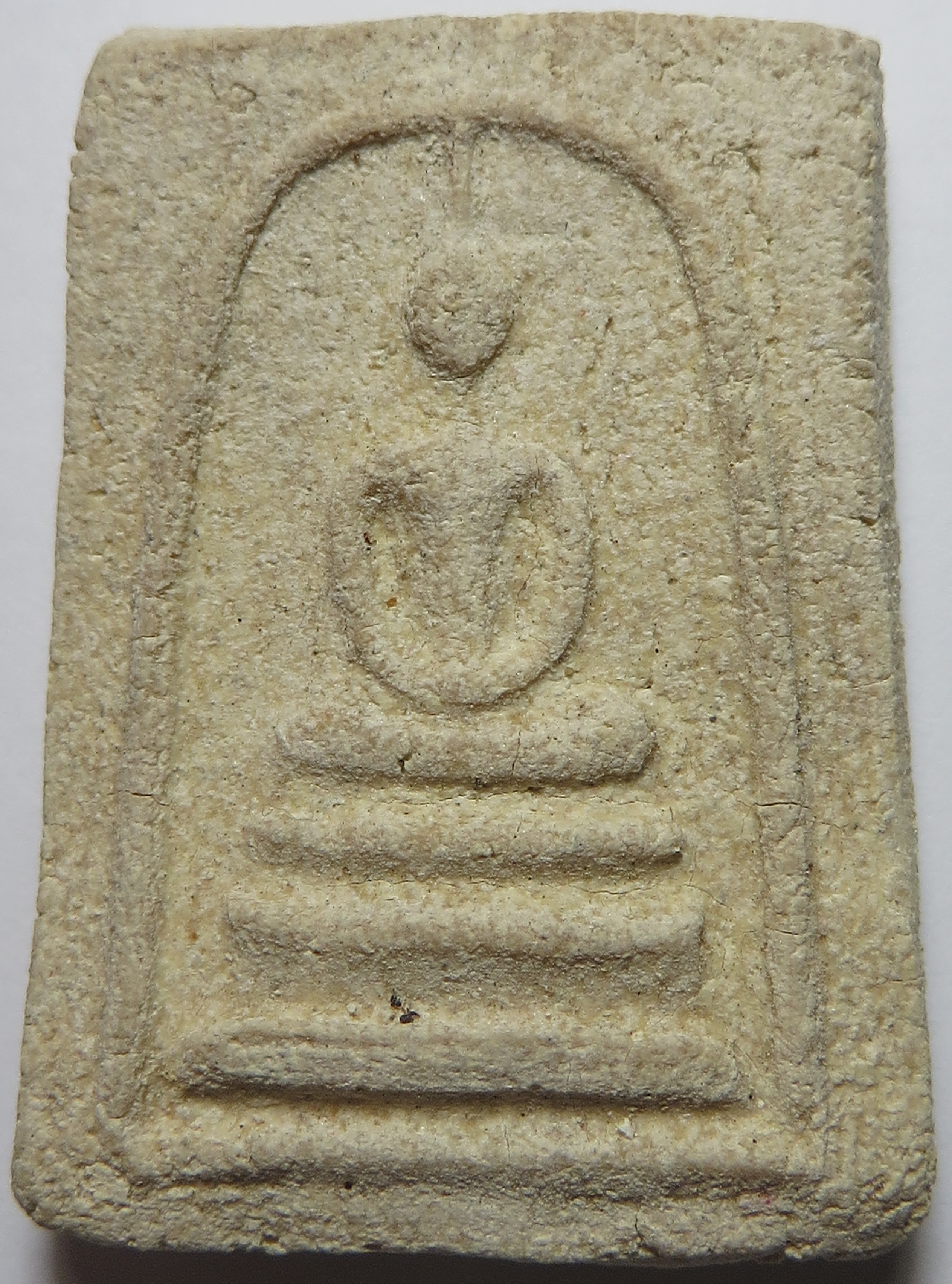 3323 (14) พระสมเด็จ กรุวัดมณฑป จังหวัดกรุงเทพ สร้างราว ปี พ.ศ.2500 เนื้อผงพุทธคุณ เนื้อแห้ง มวลสารมาก (รับประกันพระแท้ และ จัดส่งฟรี ทั่วประเทศ)