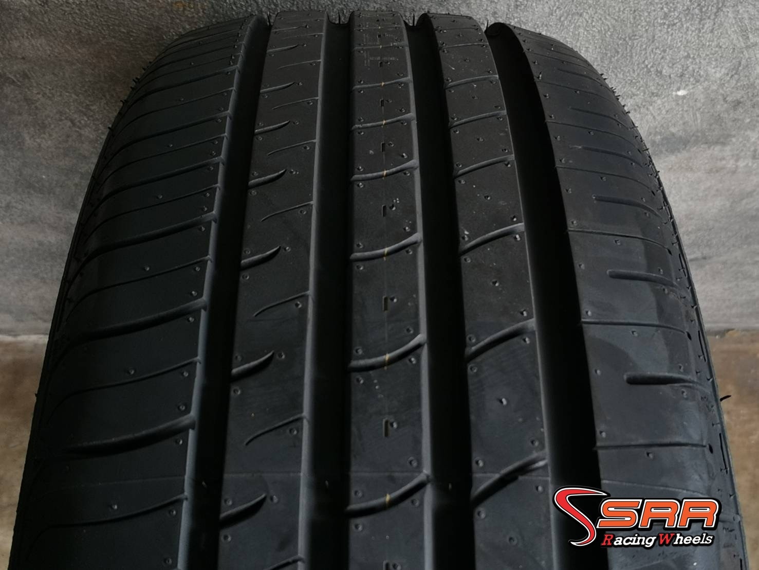 NEXEN 225/60R18 NFERA RU1 ปี2020 ราคาถูก