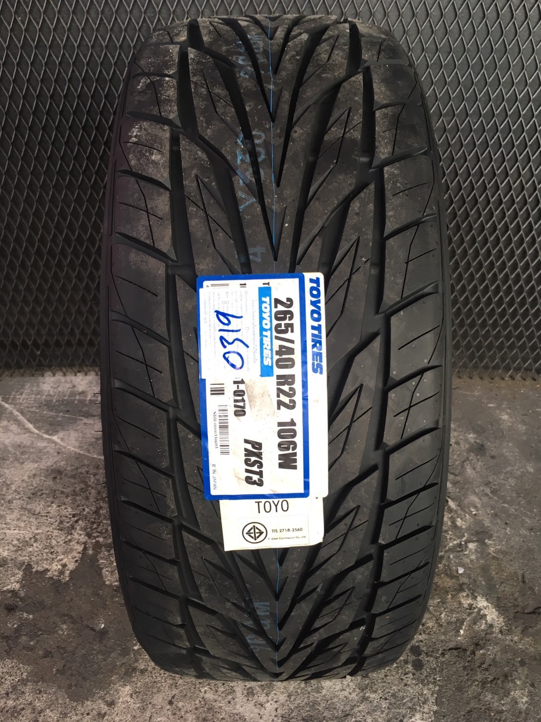 ยางใหม่ปี19 TOYO ST3 265-40-22 ราคาถูก