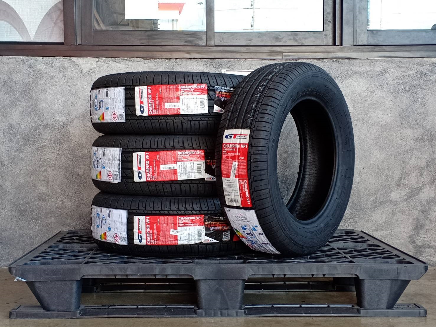 GT-RADIAL 195/60R15 CHAMPIRO VP1