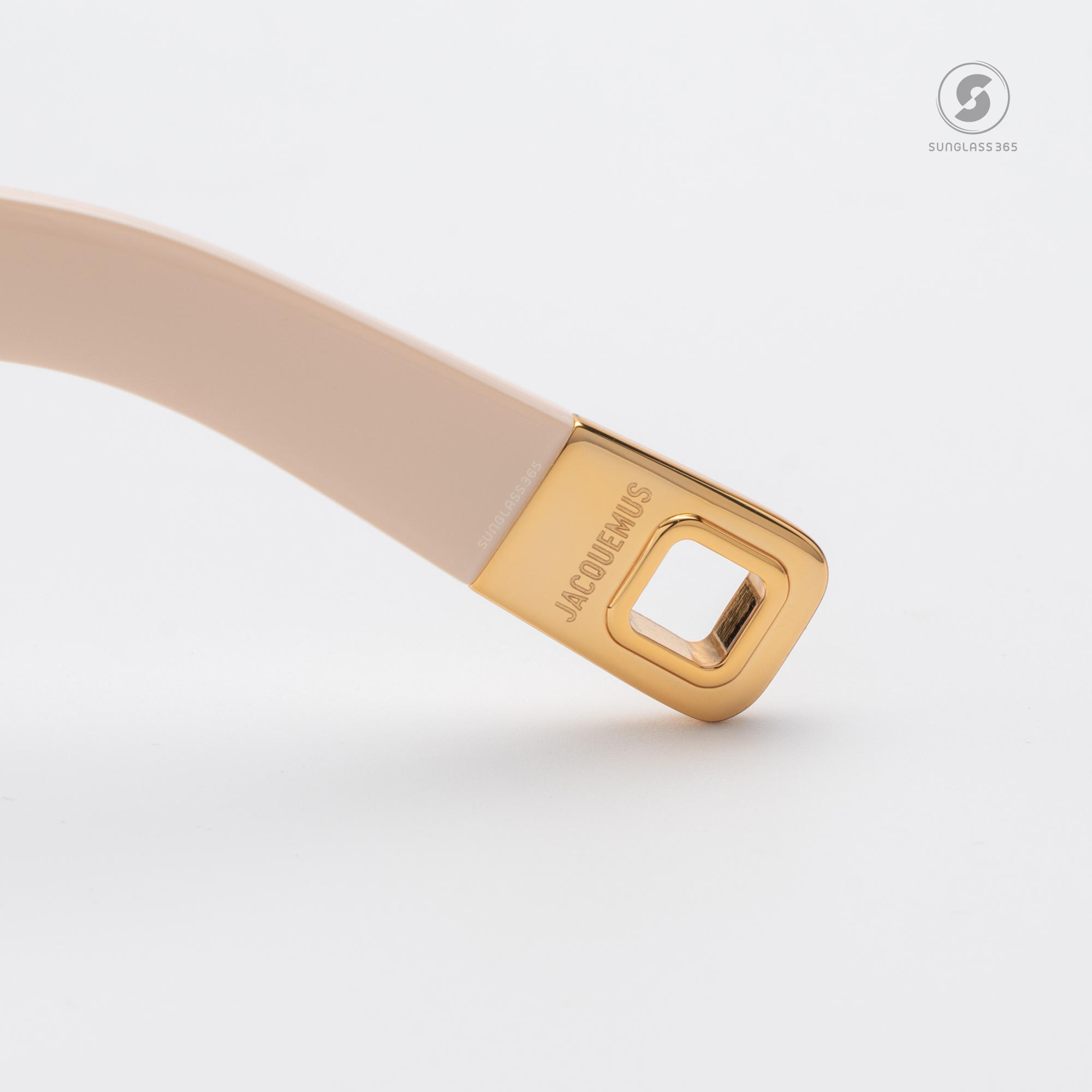 แว่นกันแดด JACQUEMUS THE PILOTA JAC2 C2