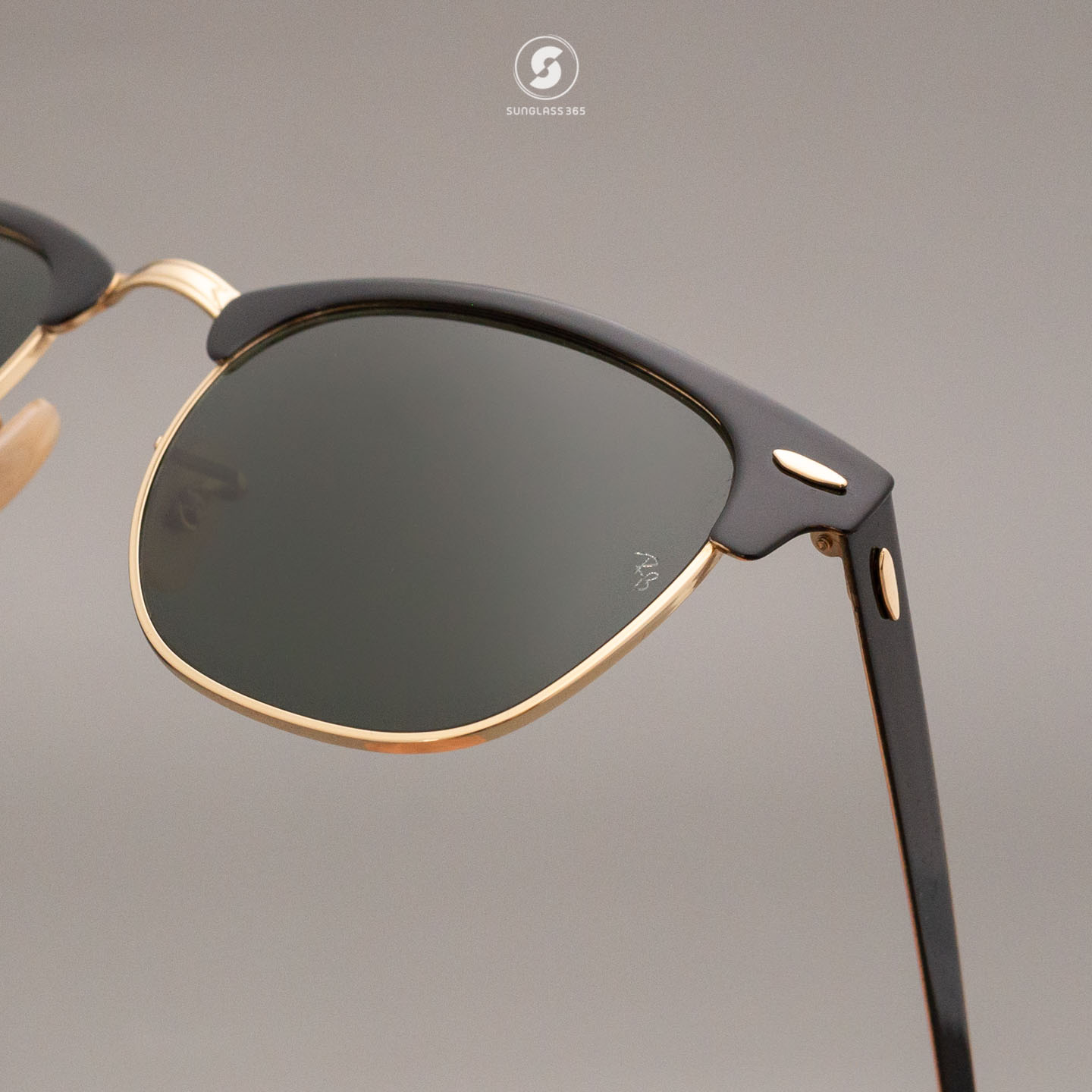 Ray-Ban RB3716 187 Clubmaster Metal Gold Top Black