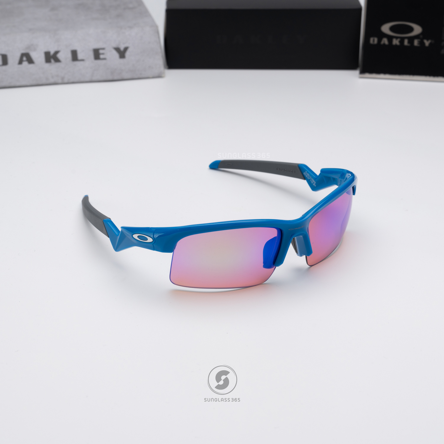 Oakley Capacitor OJ9013-05 Polished Sapphire Prizm Golf