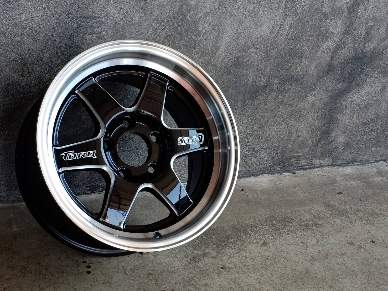 D1S 15X7.5 5X114.3 20 73.1 BKM