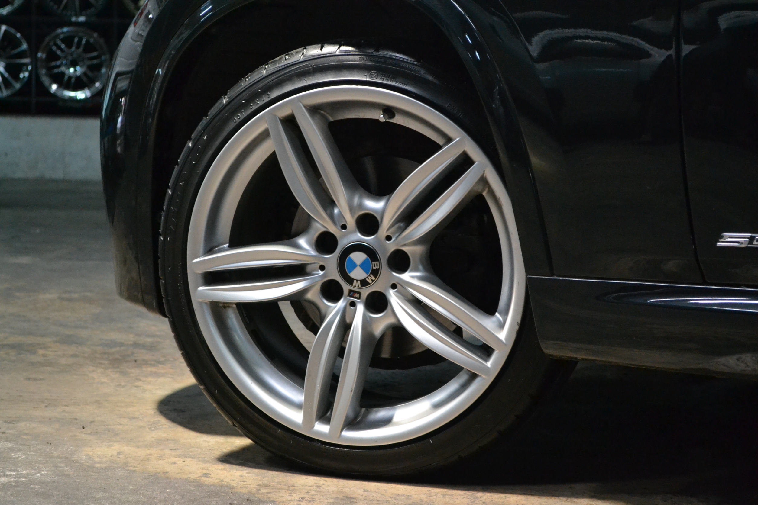 TOYO T1R 225/40-19 ราคาพิเศษ ใส่ BMW
