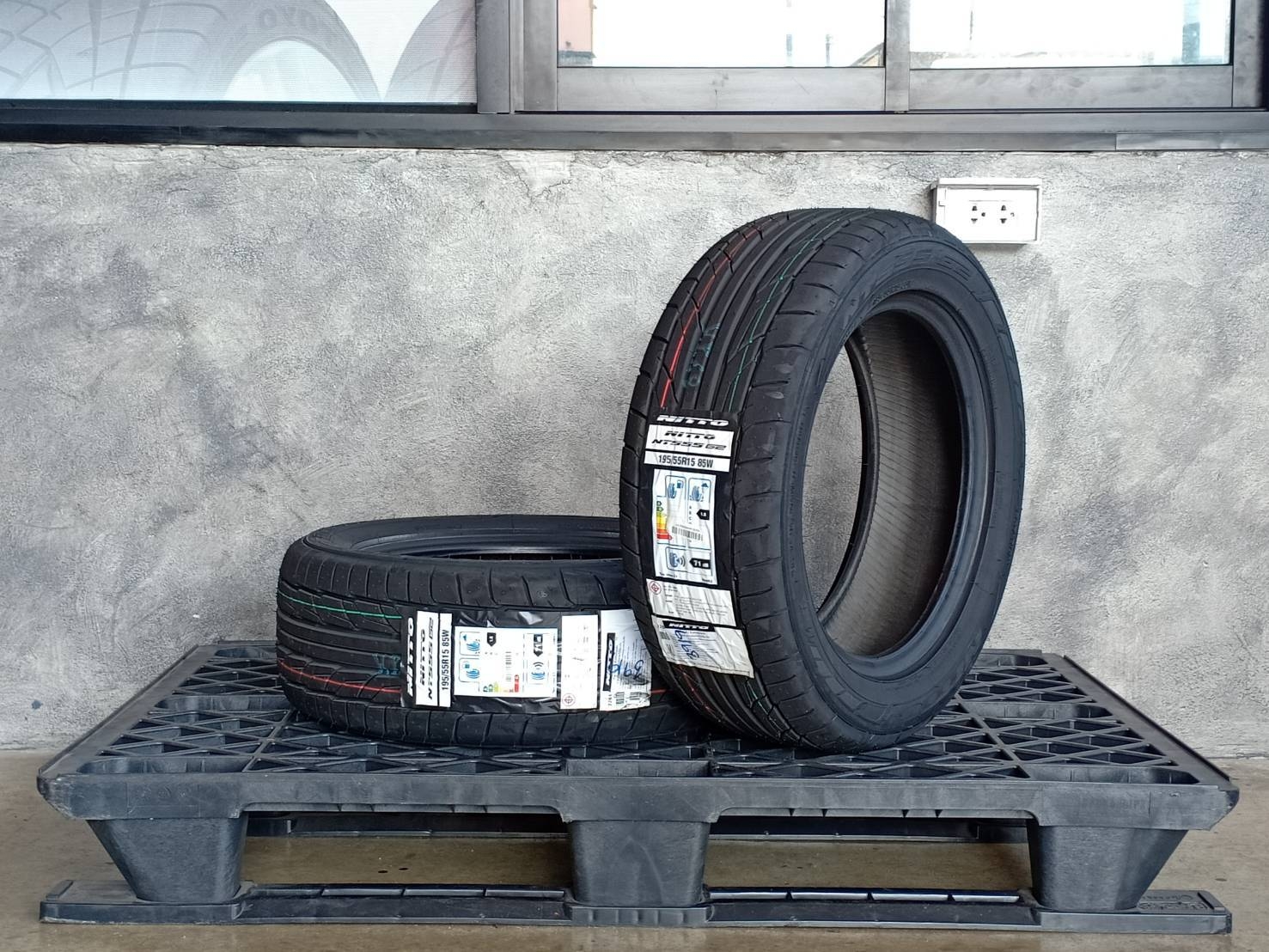 NITTO 195/55R15 NT555 G2 85W MADE IN JAPAN