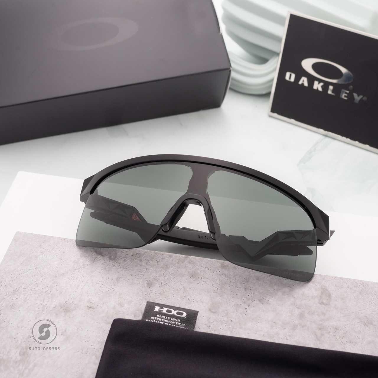 Oakley Resistor OJ9010-01 Polished Black Prizm Grey