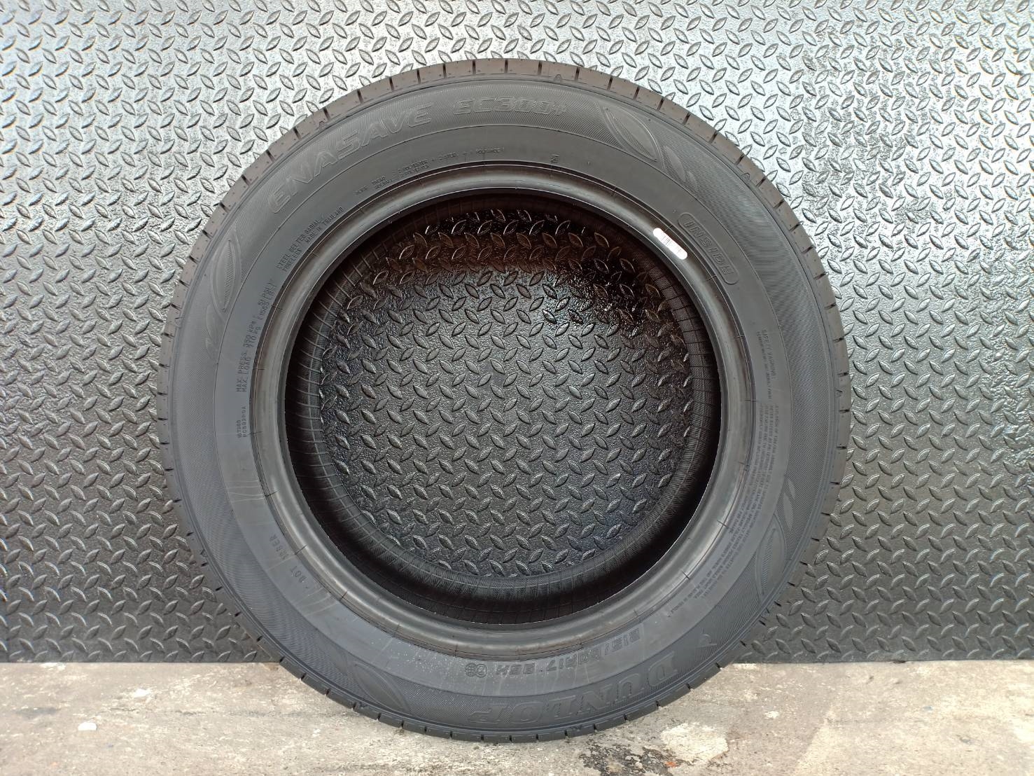 ยาง DUNLOP ENASAVE EC 300+ 215/60-17 ราคาถูก