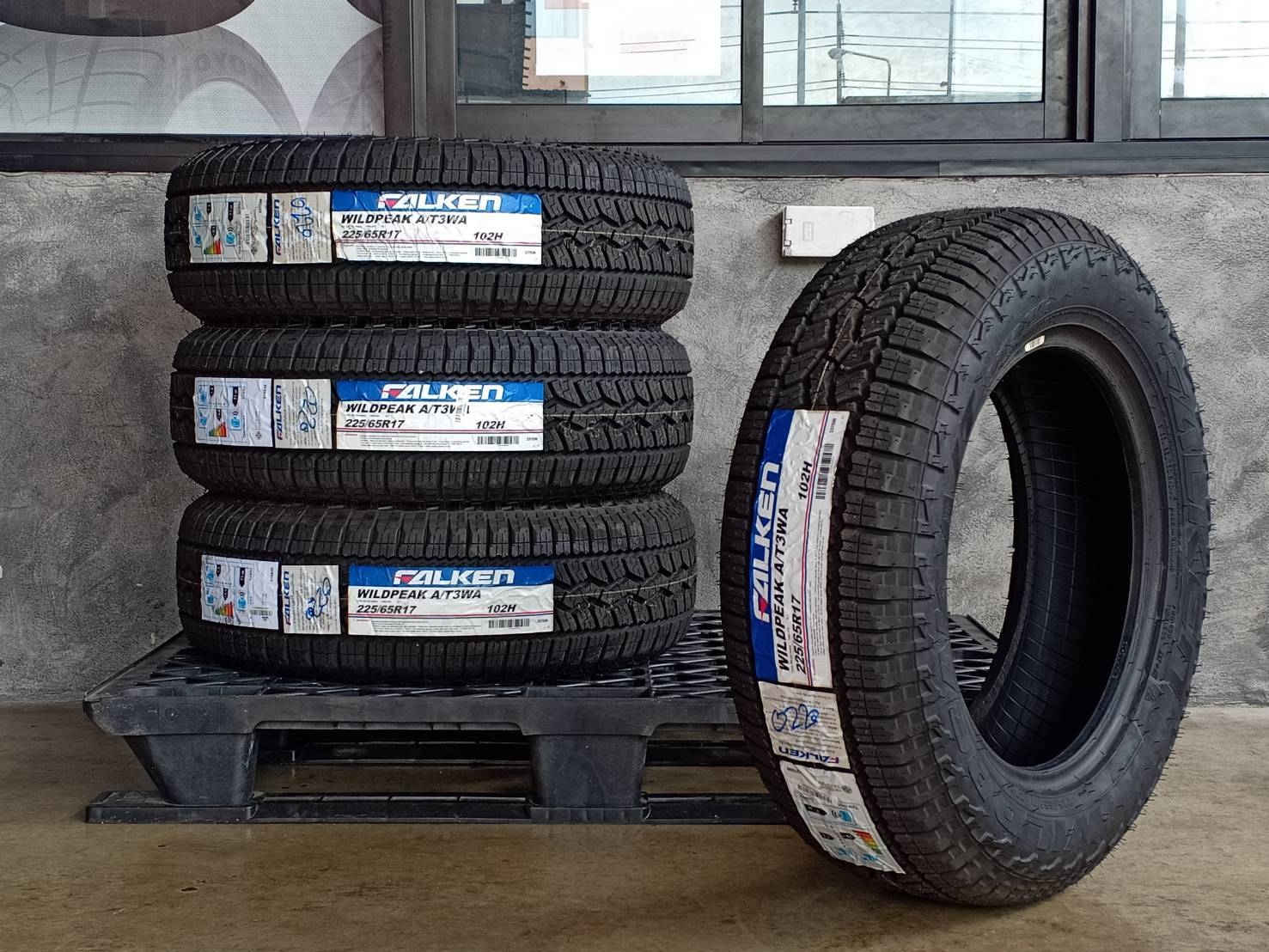 FALKEN WILDPEAK A/T3WA 225/65R17 ปี20
