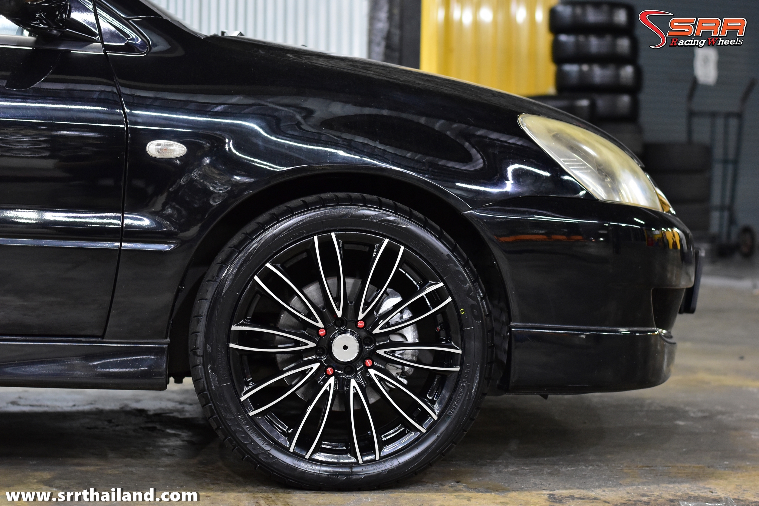 ล้อมาใหม่ ใส่เก๋ง VIP STATUS ขอบ17 ราคาถูก