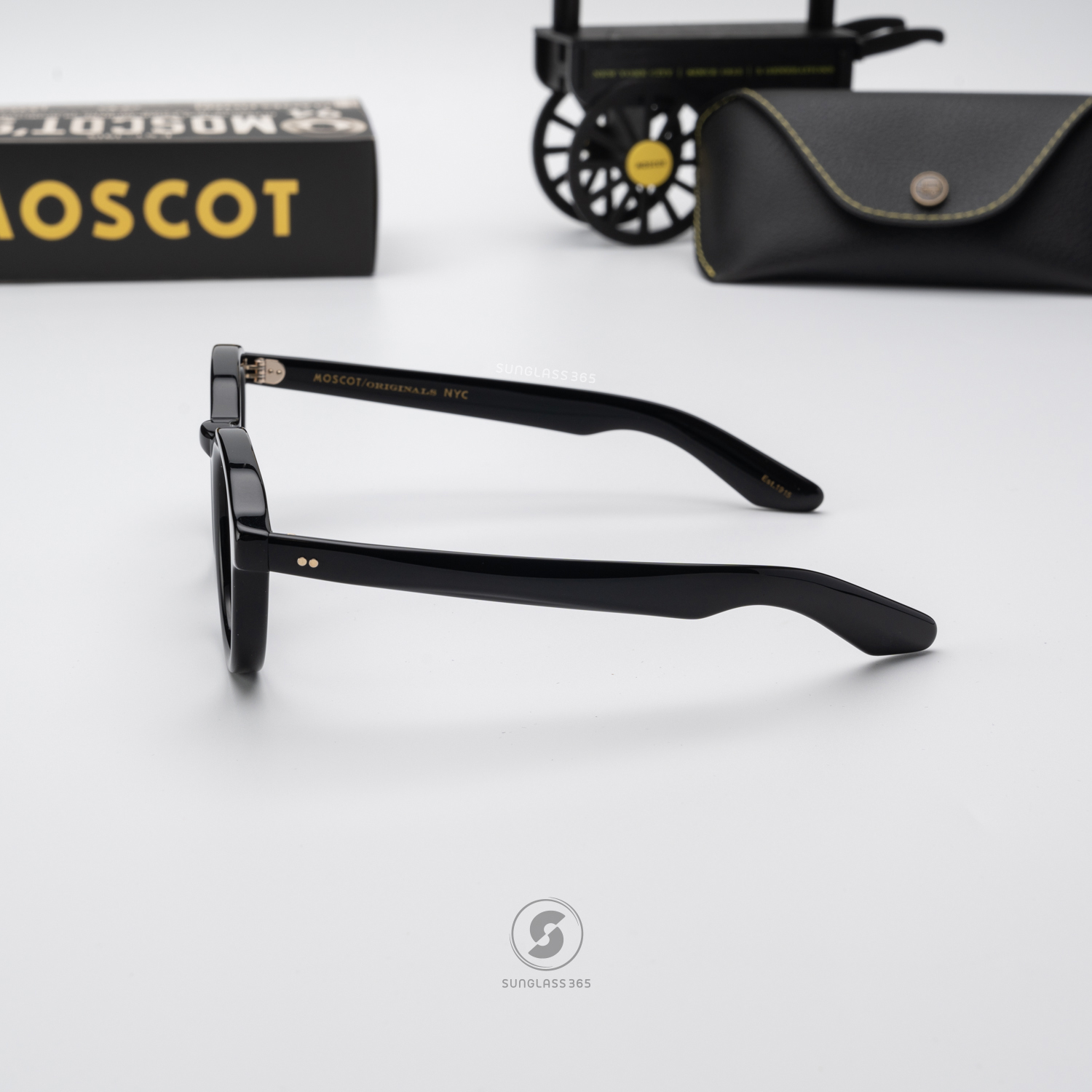 แว่นสายตา Moscot Dahven Black