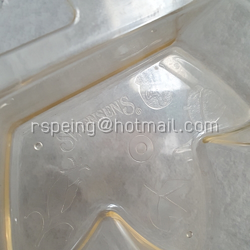 ถ้วยพลาสติกใสทรงใบเมเปิ้ล Swensen's