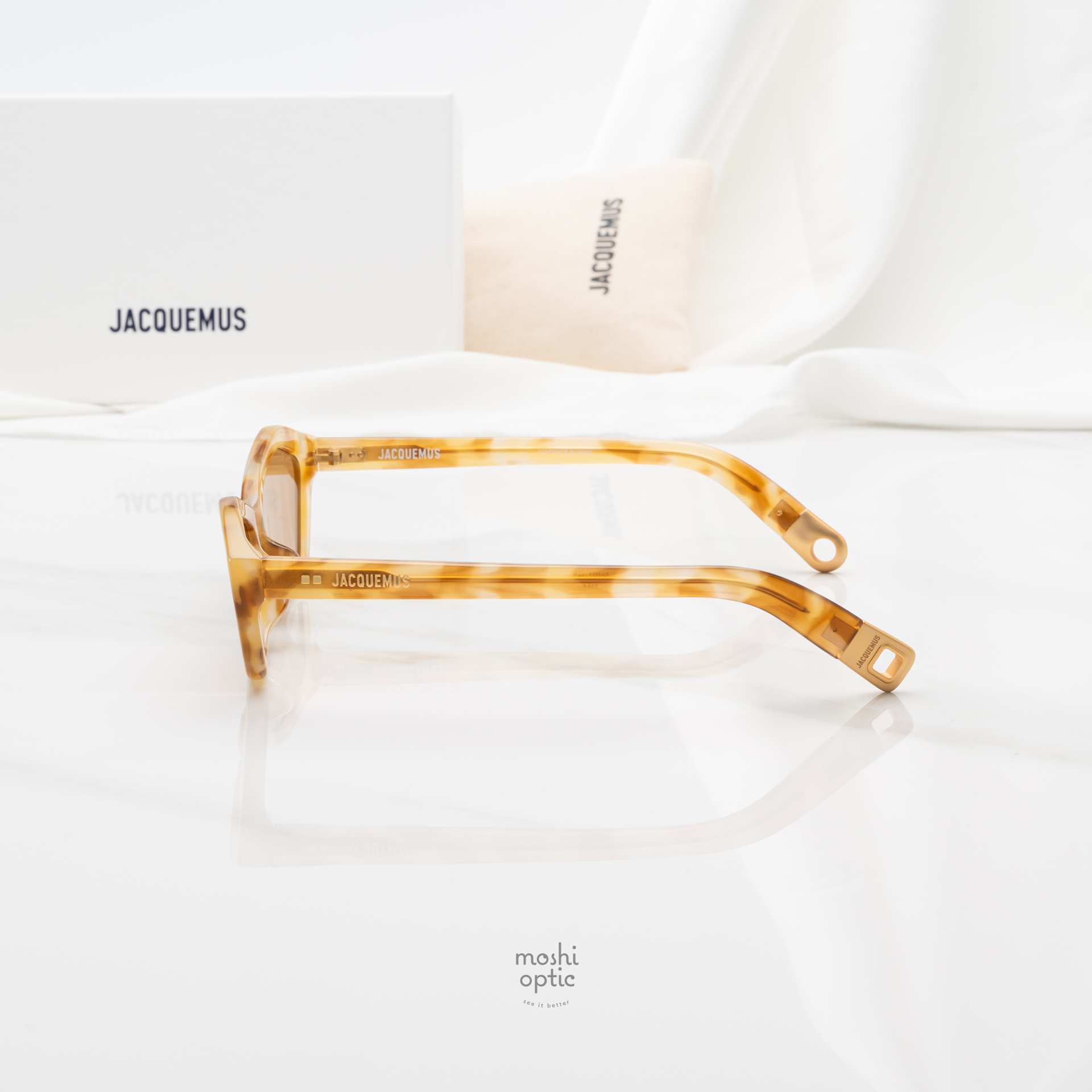 แว่นกันแดด JACQUEMUS BAMBINO JAC42 C8