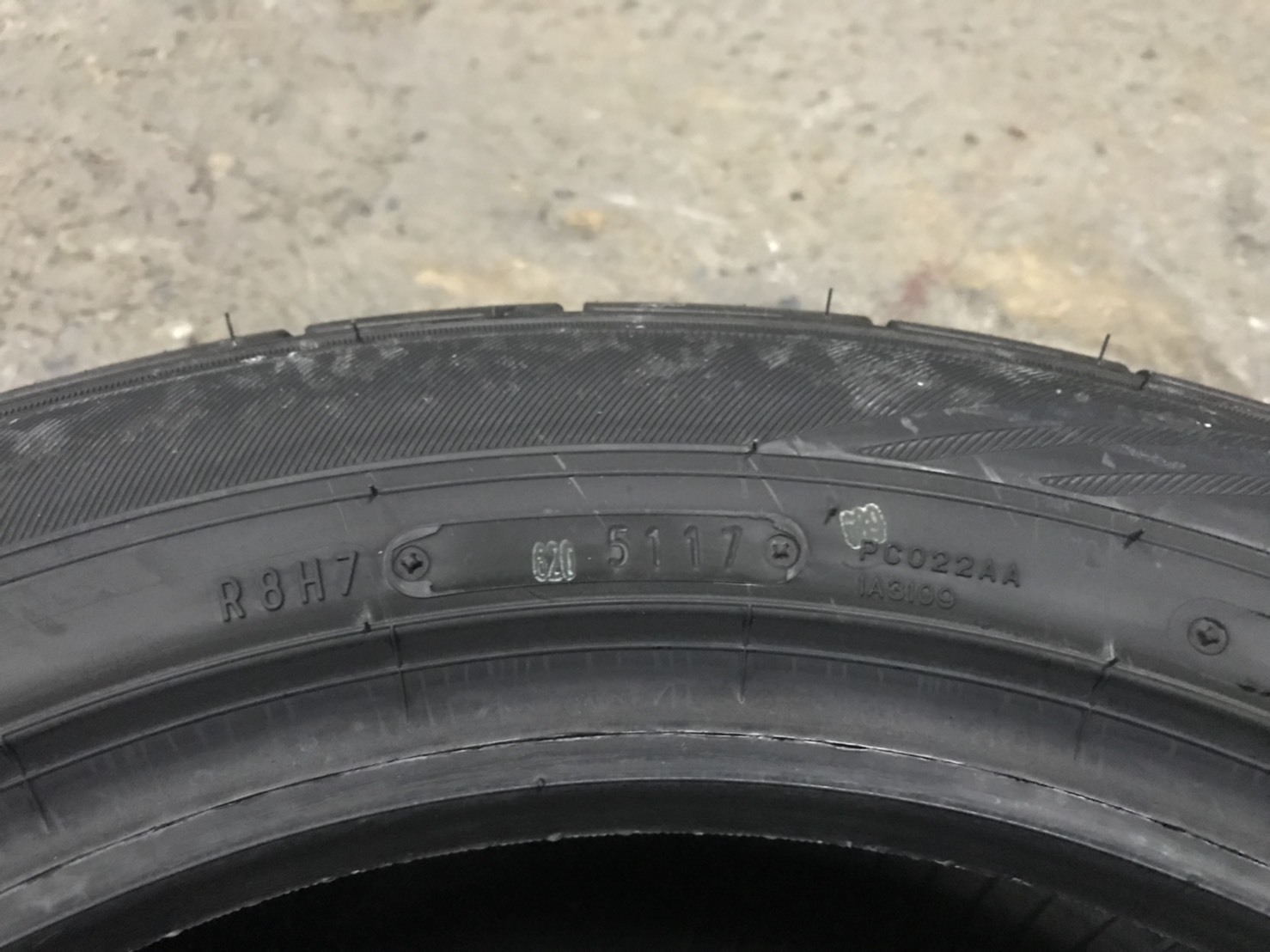 DUNLOP DZ102 205/55-15 เส้นละ 1750 ปกติ 2500 ปี17