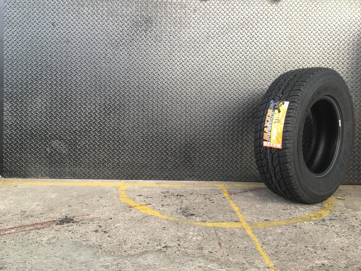 MAXXIS AT700 245-70-16 ราคาพิเศษ