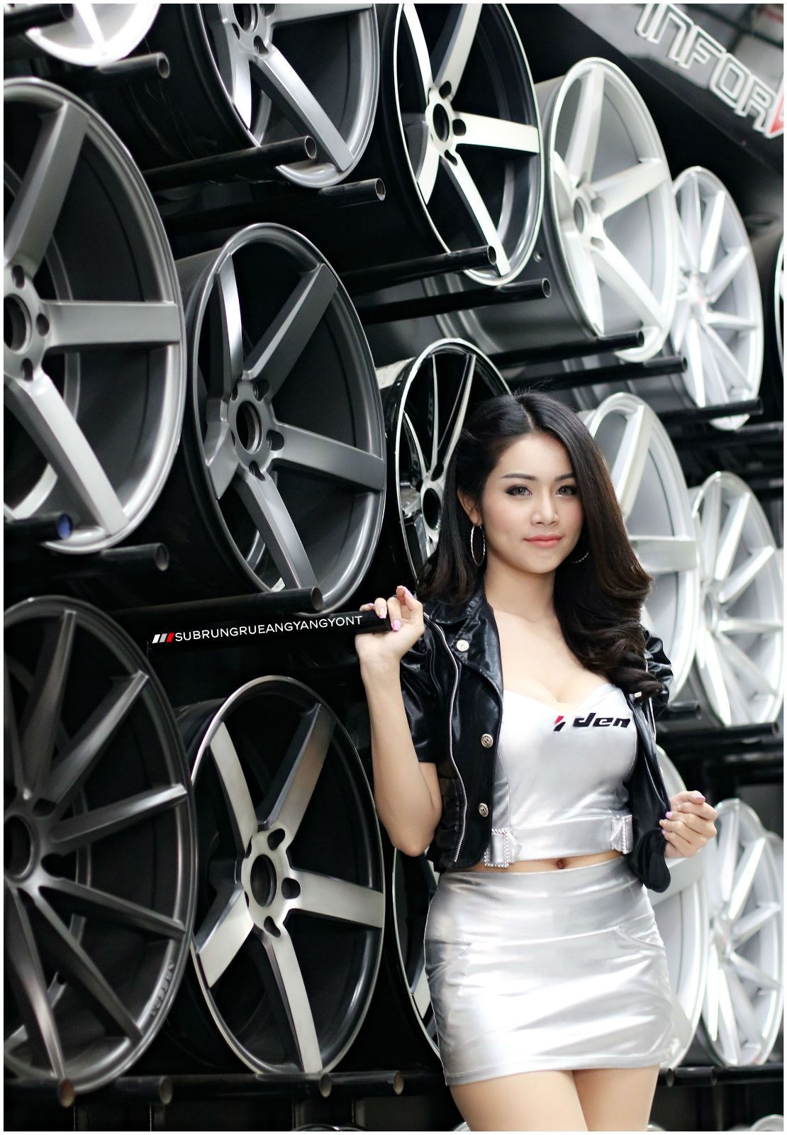 MICKEY THOMPSON ET STREET S/S 285/40-18 เทรดแว 00