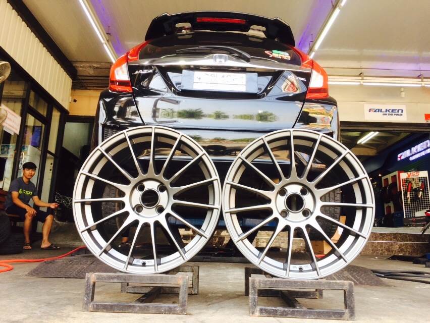 ล้อใหม่ ENKEI RS05RR ขอบ17 ราคาถูก ใส่ เก๋ง กะบะ