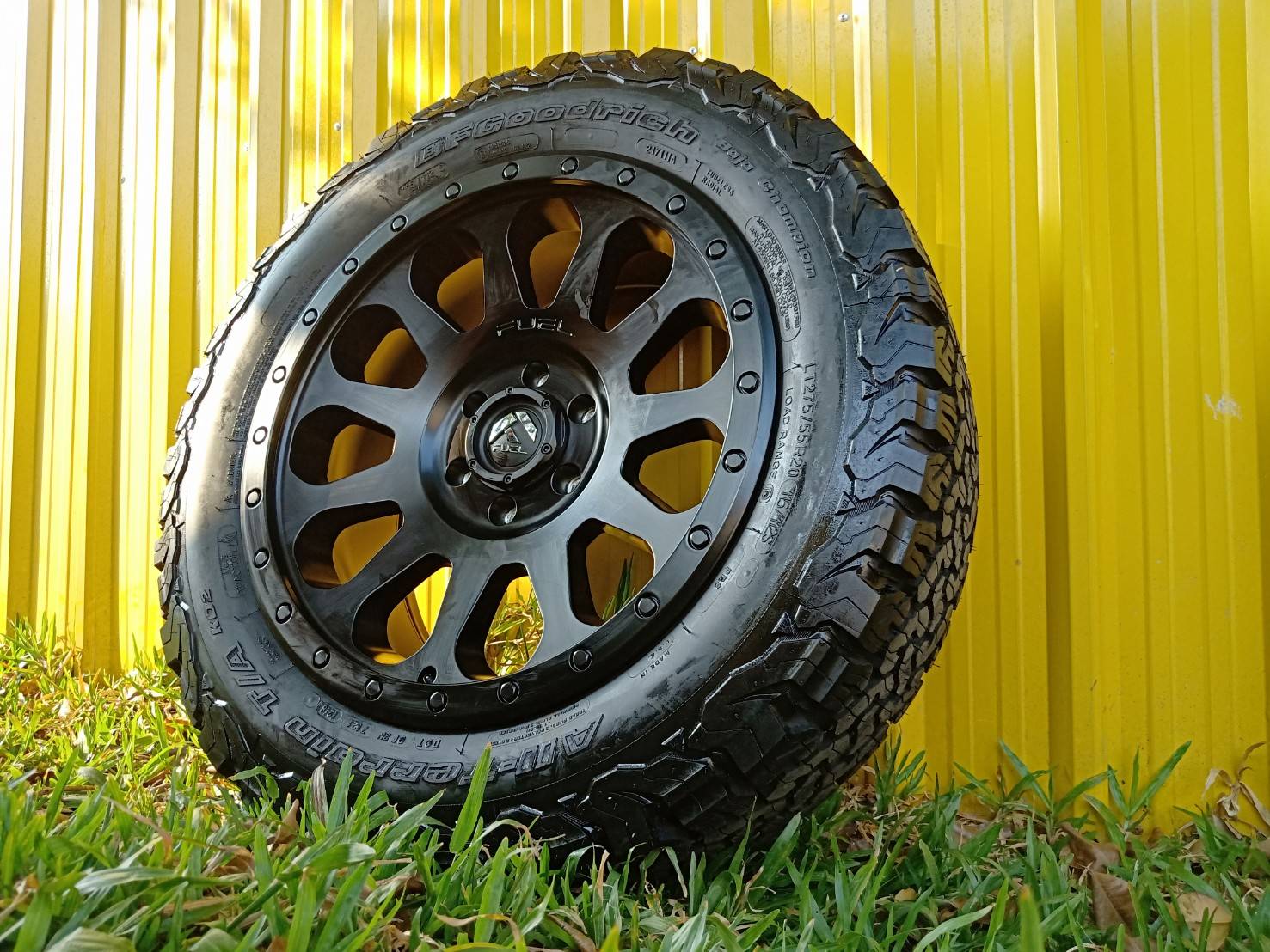 ล้อแท้ FUEL VECTOR D579 ขอบ20