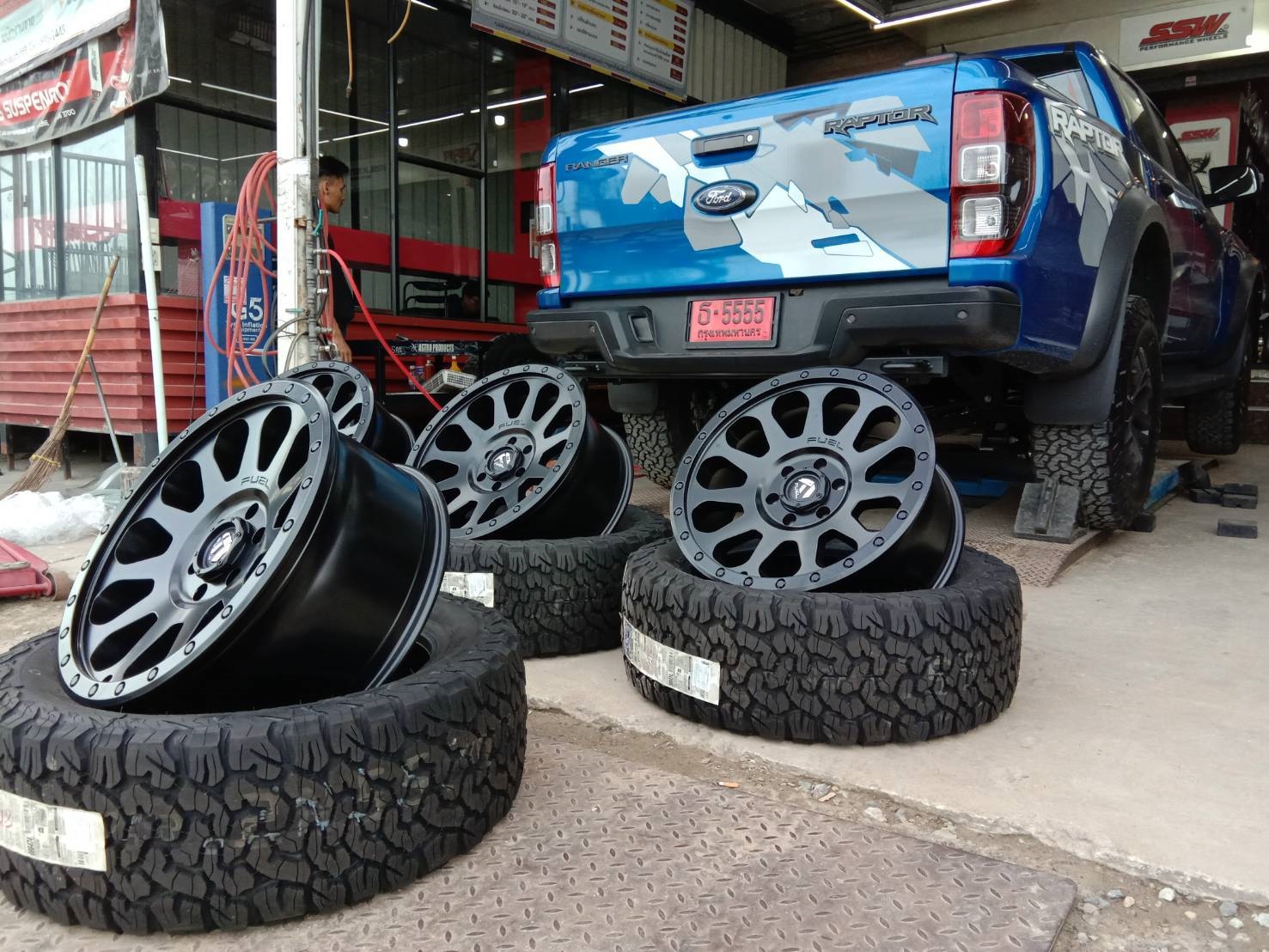 ล้อแท้ FUEL VECTOR D579 ขอบ20