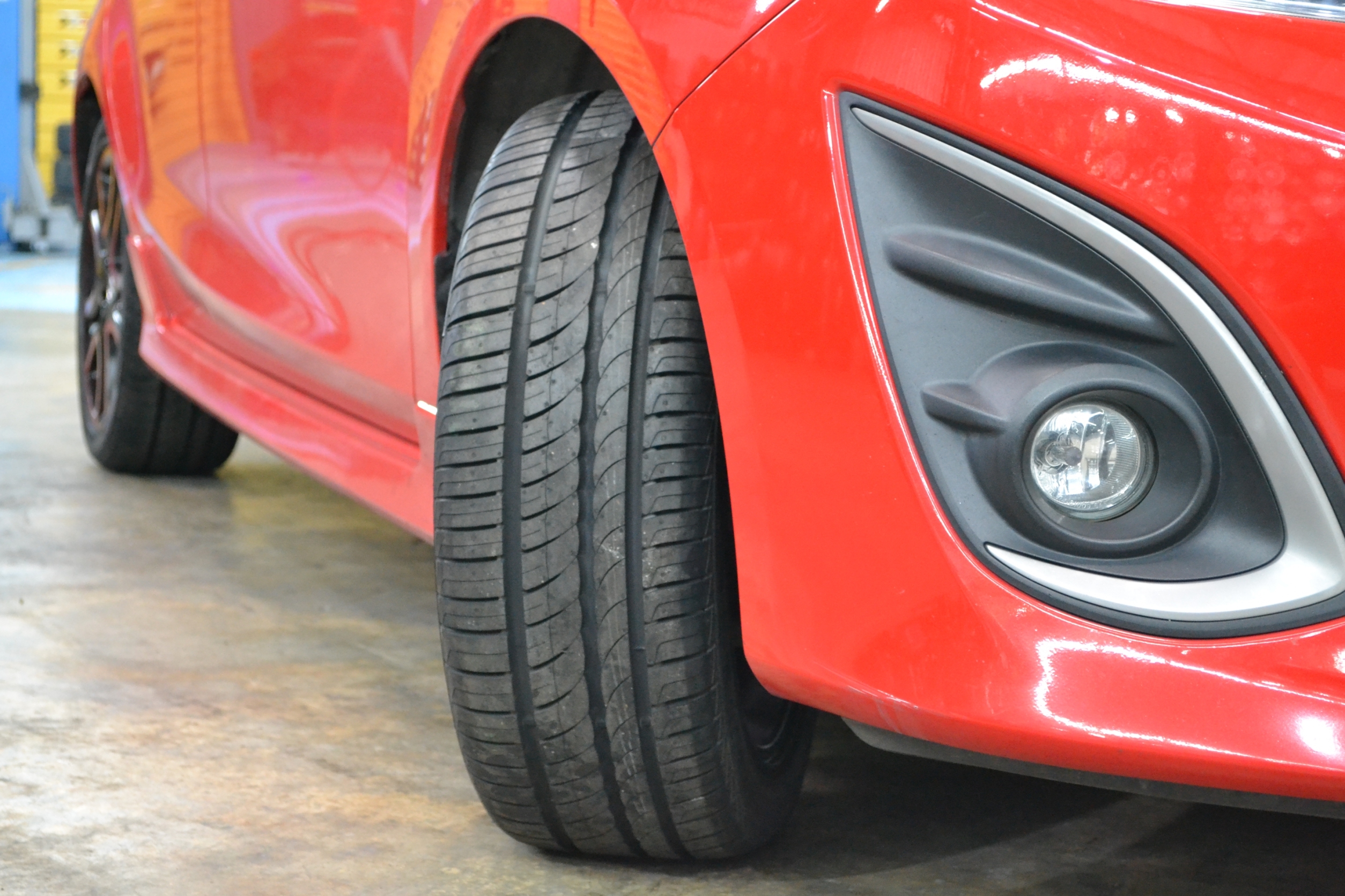 PIRELLI Cinturato P1 205/45-16 ราคาถูก ใส่ มาสด้า2