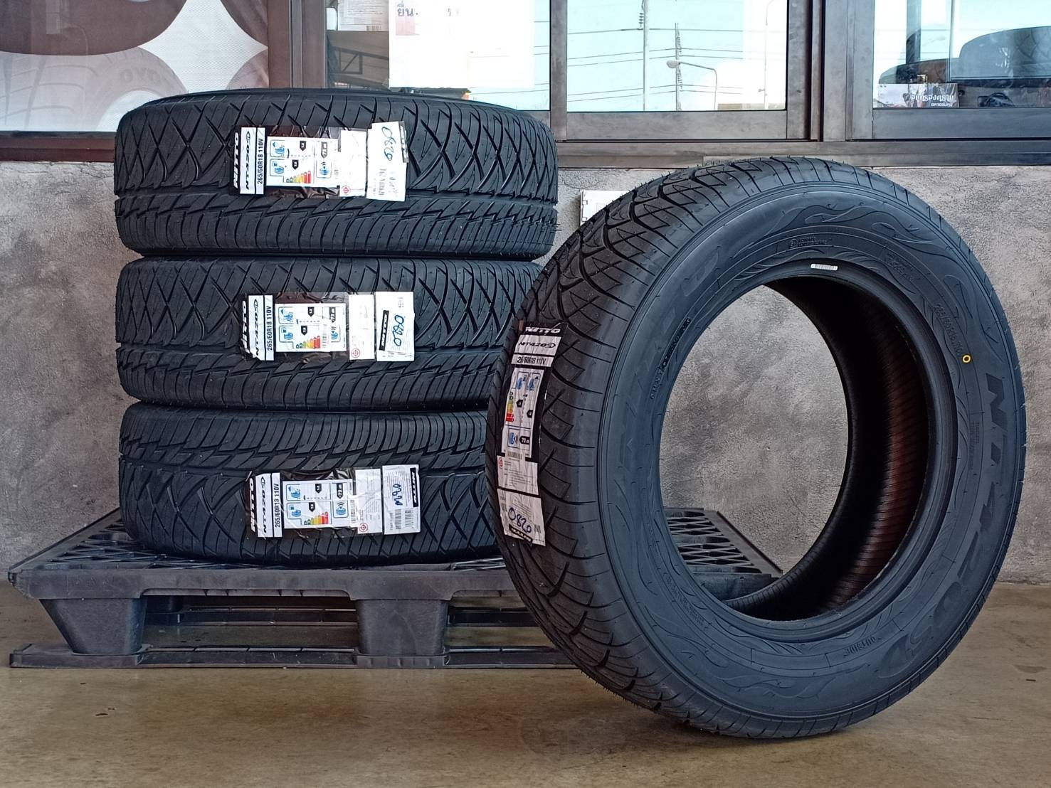 NITTO 265/60R18 NT 420SD ต้องการส่วนลดราคาพิเศษ กรุณาสอบถาม