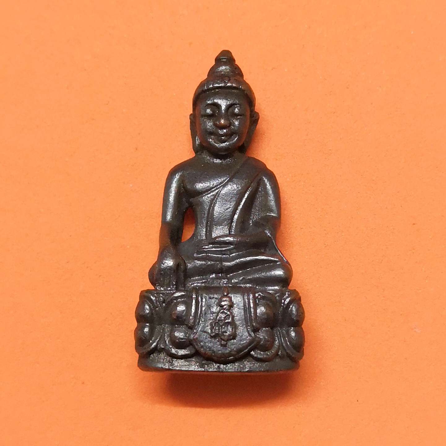 พระกริ่งมงคลบพิตร ญสส 90 ปี ที่ระลึกครบ 90 ปี อยุธยาวิทยาลัย พศ 2538 ขนาดสูง 3.7 เซน พร้อมกล่องเดิม