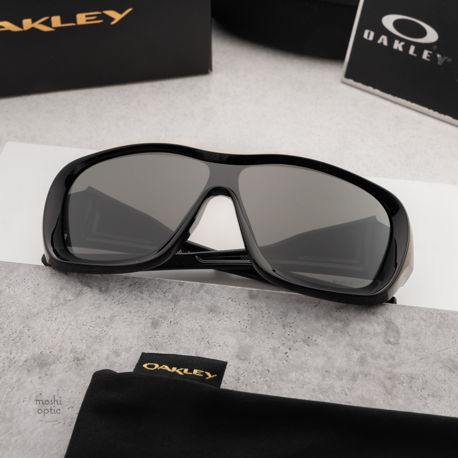 Oakley De La Salle OO9493-01 Polished Black Prizm Black