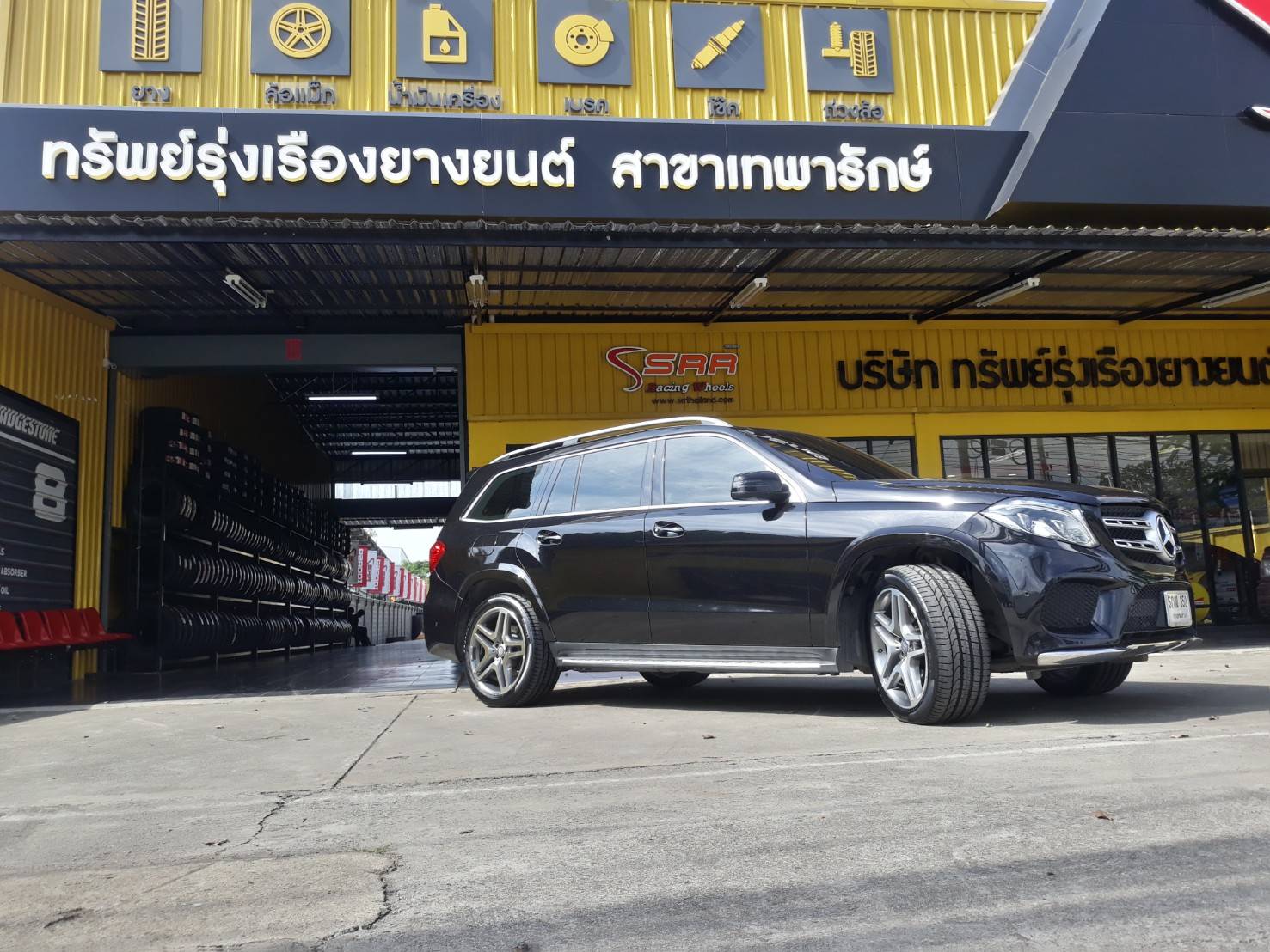 ยางใหม่ PIRELLI PZERO 295/40-21 ปี19 ราคาพิเศษ